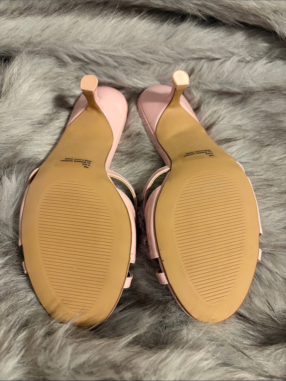 Madden Girl Pale Pink Patent Bow Slide Mules kitten heel - Picture 3 of 5